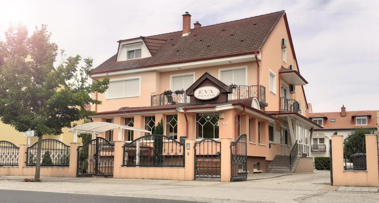 Eva Panzio Hotel Sárvár Buitenkant foto