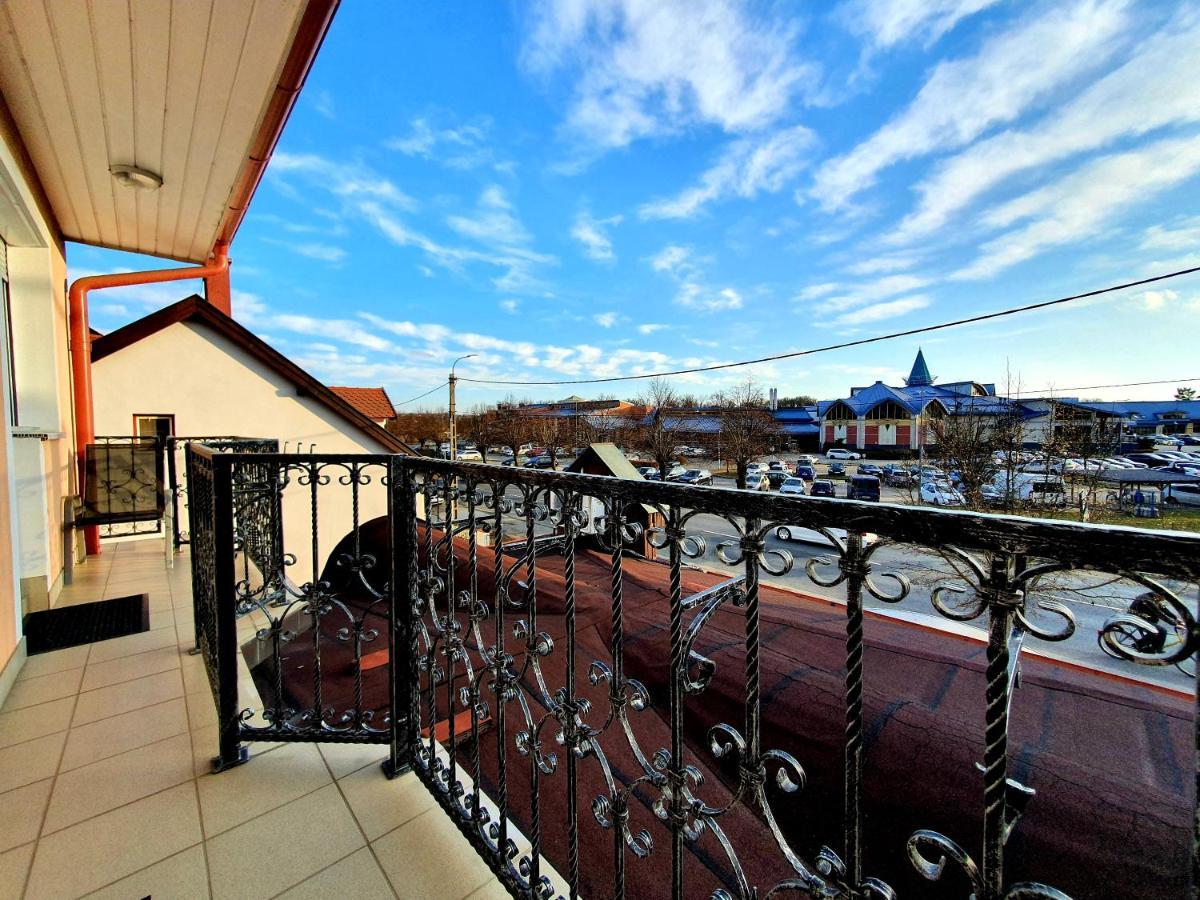 Eva Panzio Hotel Sárvár Buitenkant foto