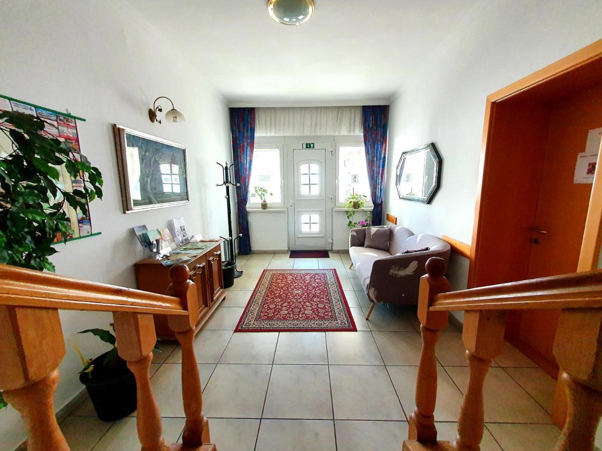 Eva Panzio Hotel Sárvár Buitenkant foto
