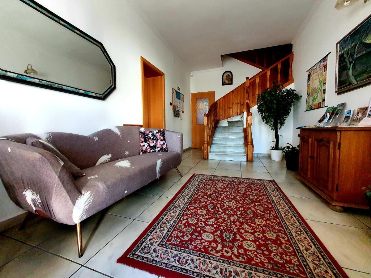 Eva Panzio Hotel Sárvár Buitenkant foto