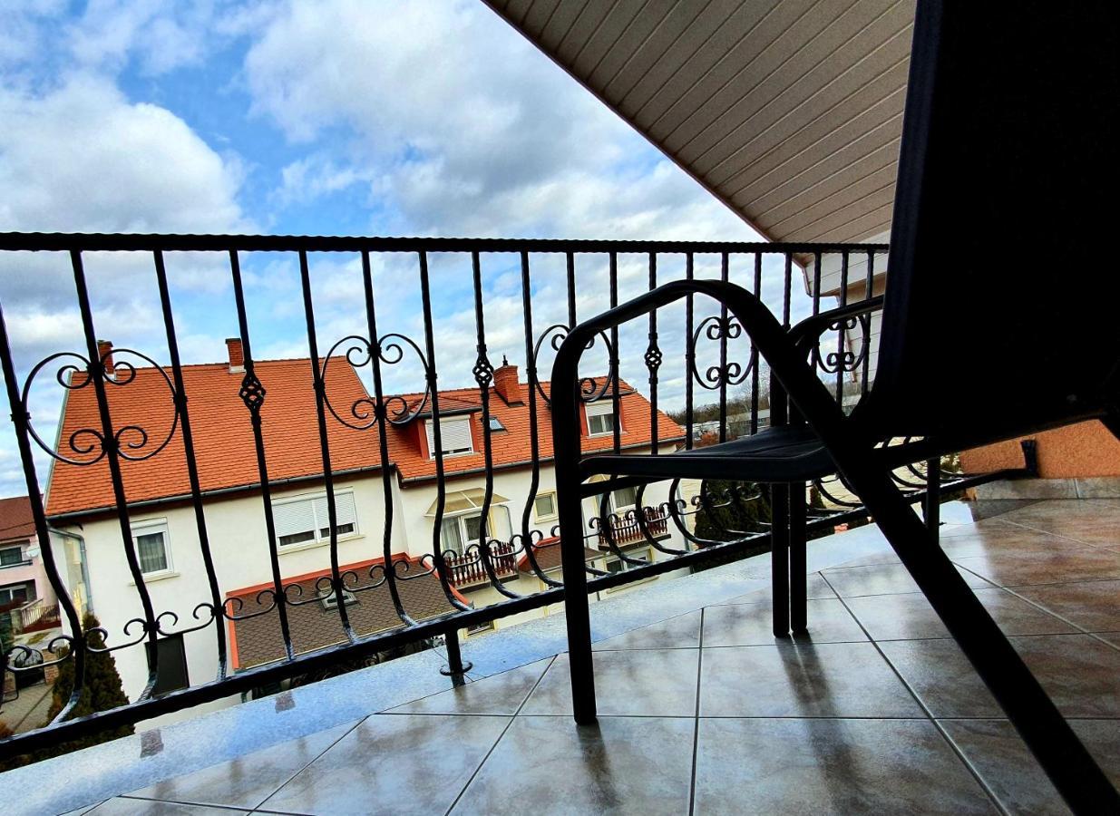 Eva Panzio Hotel Sárvár Buitenkant foto