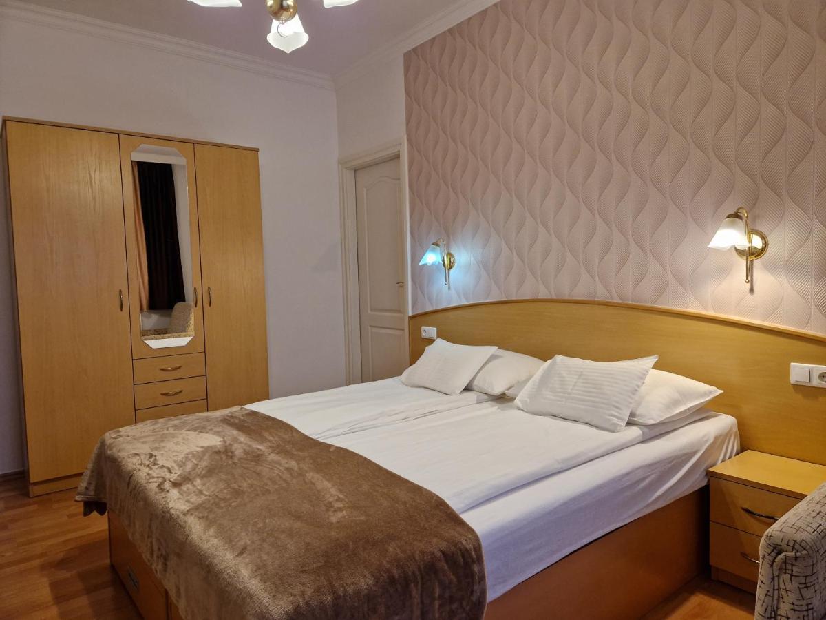 Eva Panzio Hotel Sárvár Buitenkant foto